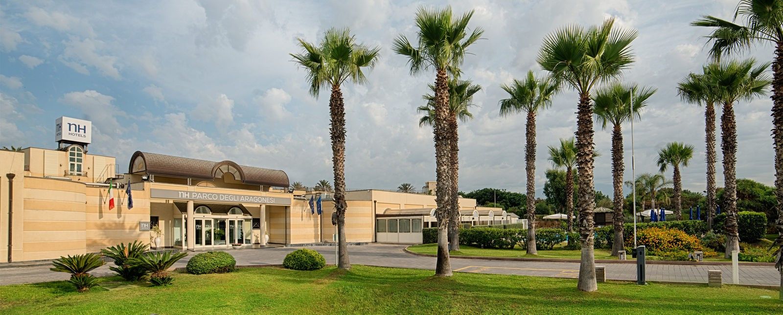 Hotel NH Catania Parco degli Aragonesi Esterno foto