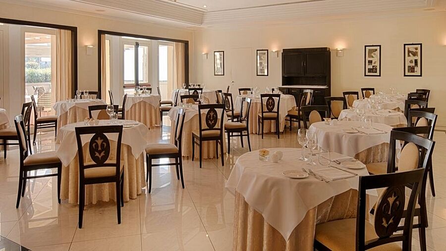 Hotel NH Catania Parco degli Aragonesi Esterno foto